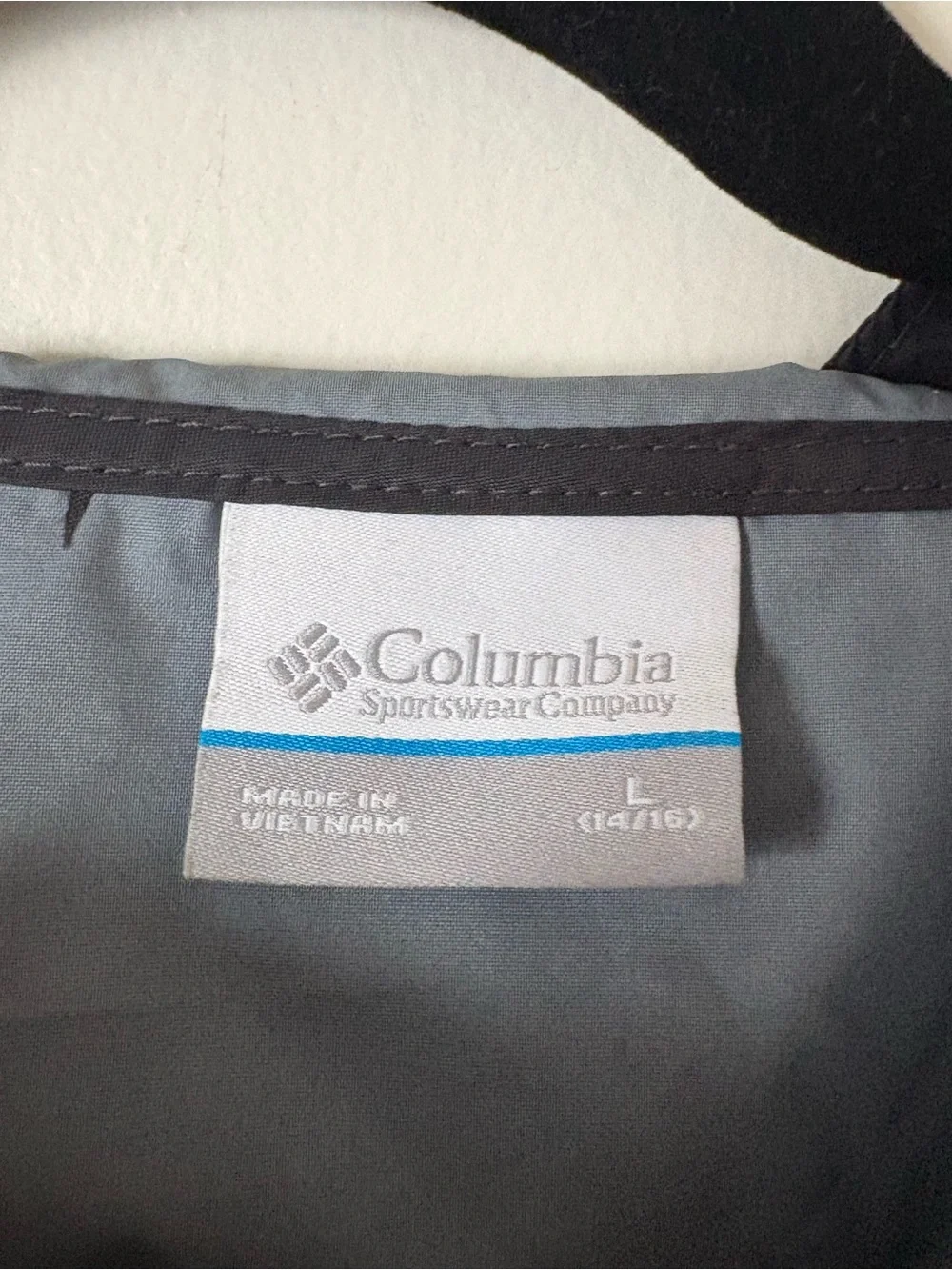 Columbia Glennaker Olive Green and Dark Gray Kids Rain Jacket Size L